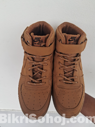 Nike Brown Army